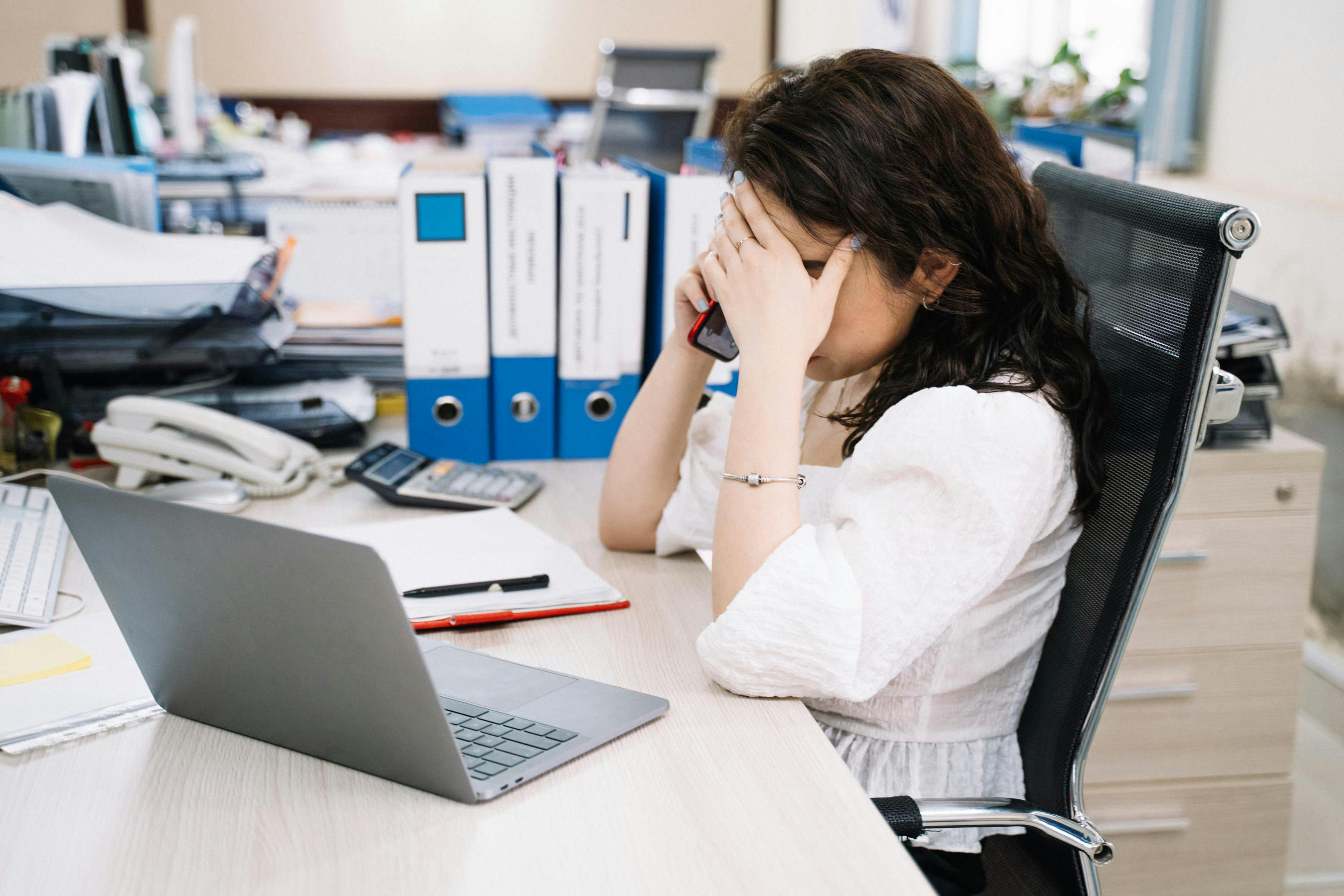 Overwhelmed real estate agent